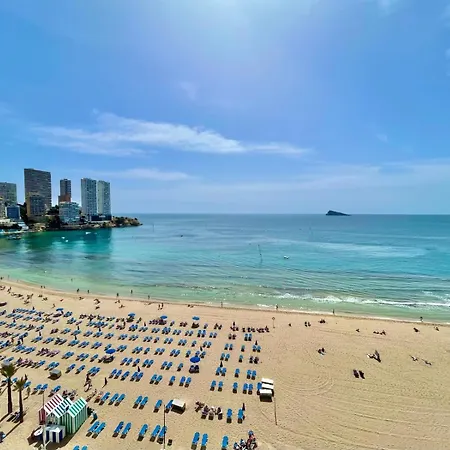 Carolina Seafront Levante Benidorm