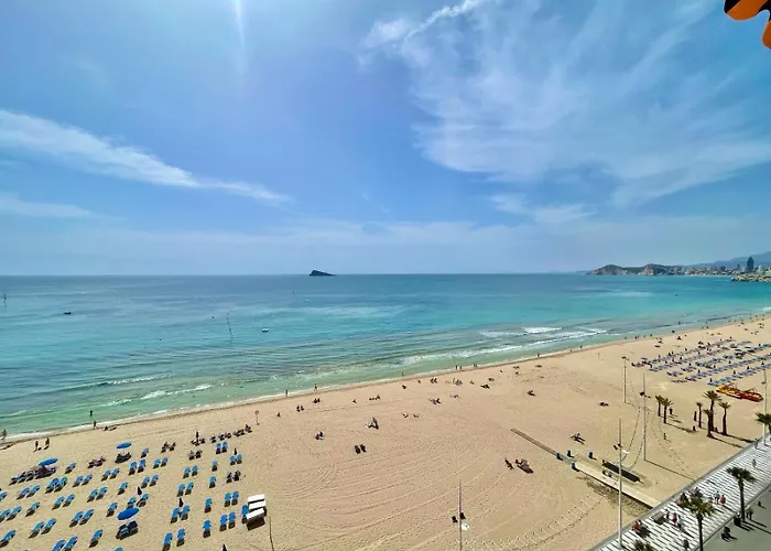 Carolina Seafront Levante Appartamento