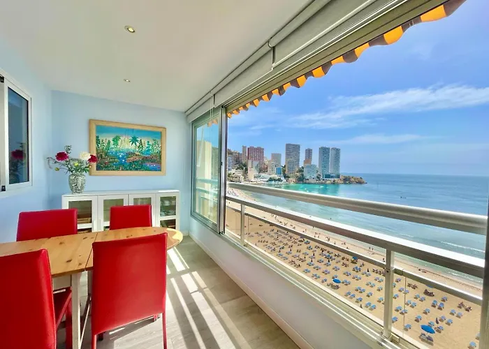 Carolina Seafront Levante Benidorm