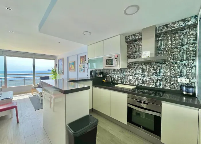 Appartamento Carolina Seafront Levante