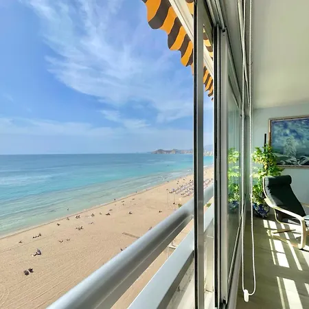 Apartment Carolina Seafront Levante