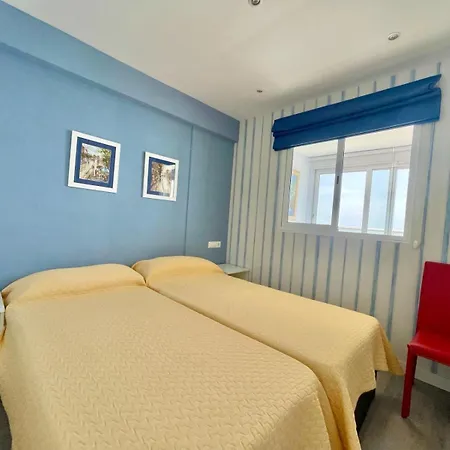 Carolina Seafront Levante Apartment *