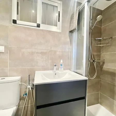 Apartment Carolina Seafront Levante