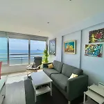 Carolina Seafront Levante דירה